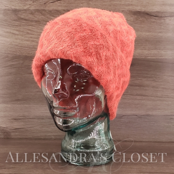 Free People Hat Beanie Raspberry Combo Ziggy Fuzzy Christmas Gift Bohemian NWT main image 6
